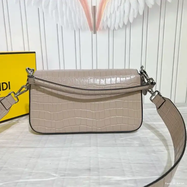 Cheap HOT Medium In Fendi Baguette Leather Tiffany Crocodile Bag Khaki 0404